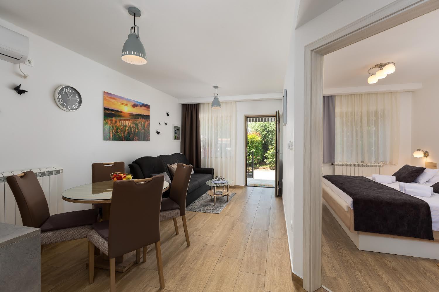 Apartman Angolo Verde Vizinada Luaran gambar
