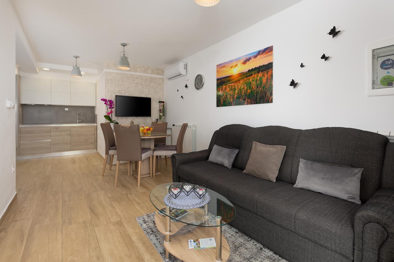 Apartman Angolo Verde Vizinada Luaran gambar